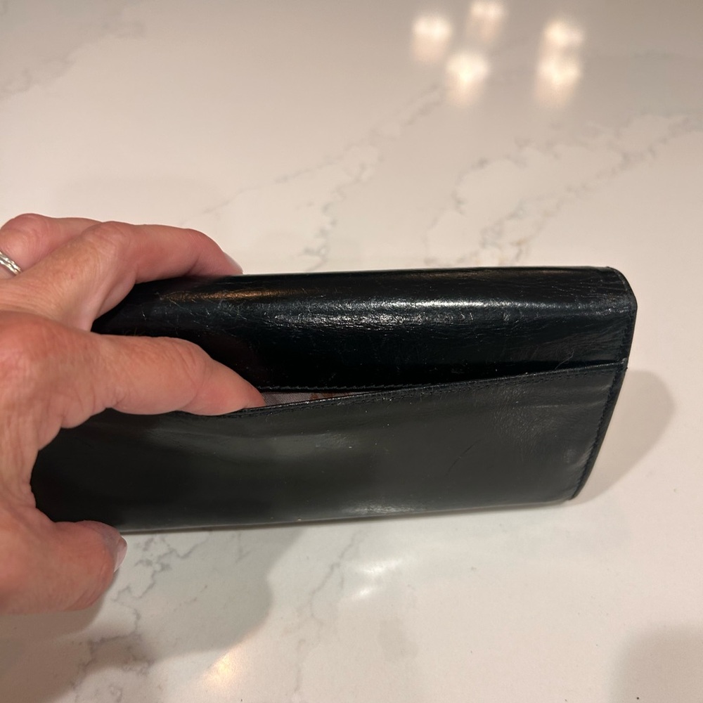 HOBO Black Wallet Premium Leather Craftsmanship - Picture 7 of 7